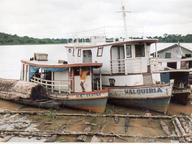 MALQUIRIA m.fl. flodbåtar på Amazonas